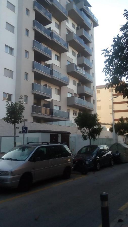 Edificio Attikos - Solo Familias Lägenhet Gandía Exteriör bild